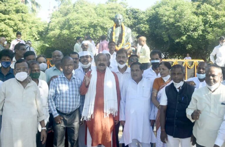 ନବୀନଙ୍କୁ ସୁରଙ୍କ ନିବେଦନ:  ବାପୁଜୀ ନଗରରେ ହେଉ ଗାନ୍ଧି ସ୍ମୃତି ପୀଠ